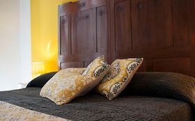 Retro B&B